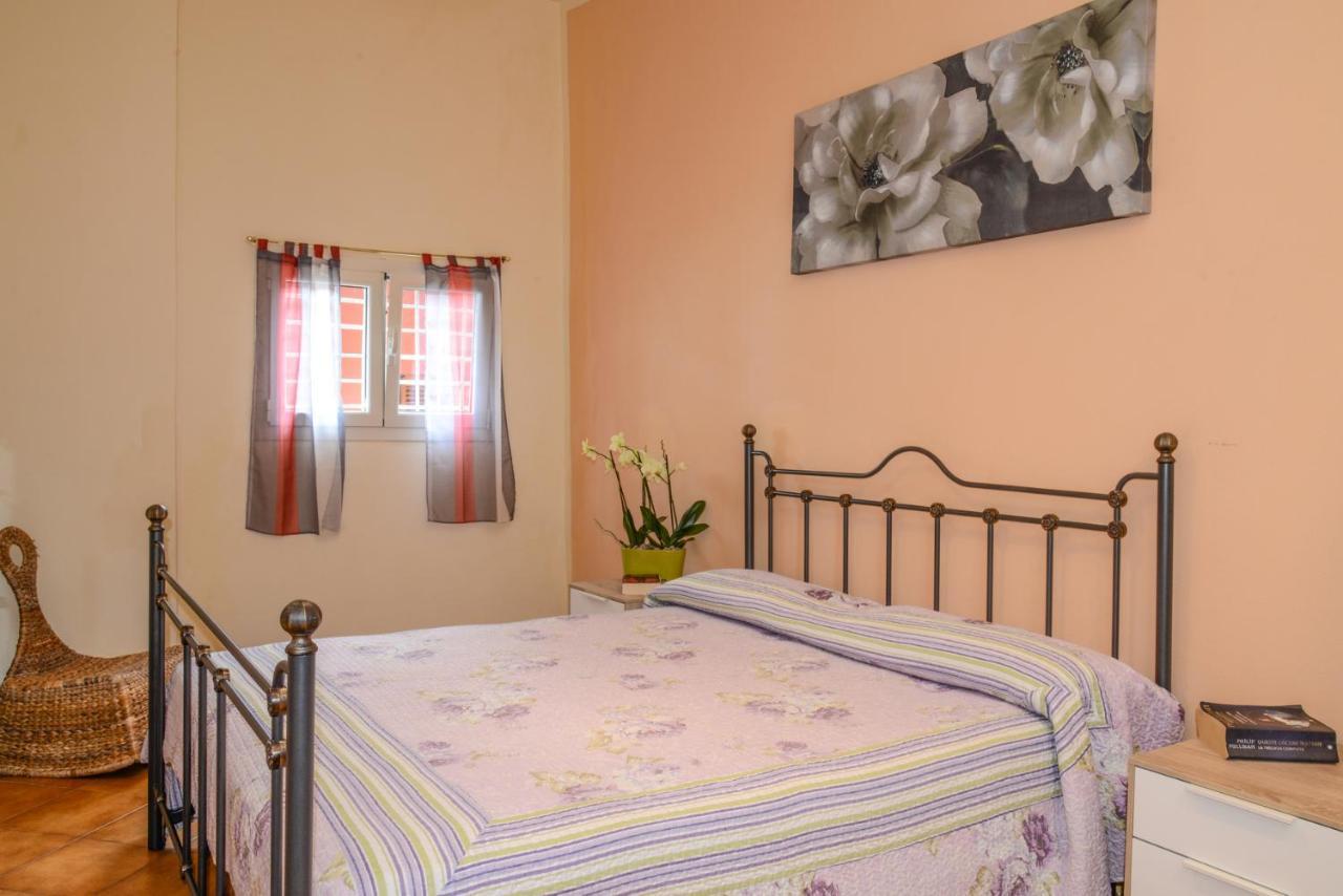 פאדנג'ה סול גארדה Villa Garuti Village מראה חיצוני תמונה