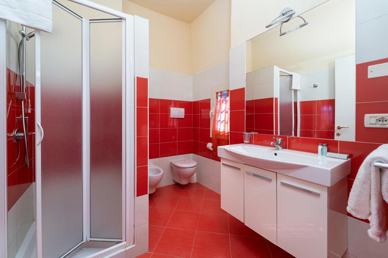 פאדנג'ה סול גארדה Villa Garuti Village מראה חיצוני תמונה