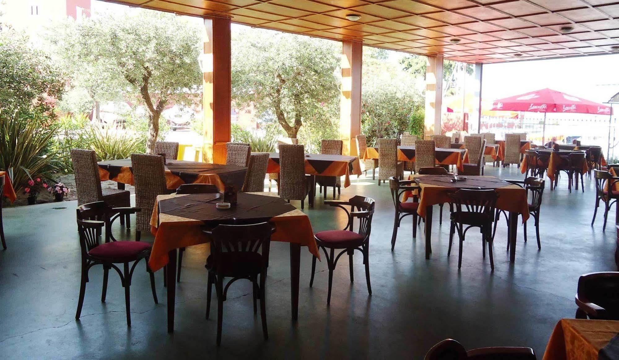 פאדנג'ה סול גארדה Villa Garuti Village מראה חיצוני תמונה