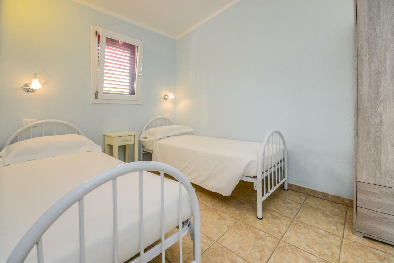 פאדנג'ה סול גארדה Villa Garuti Village מראה חיצוני תמונה